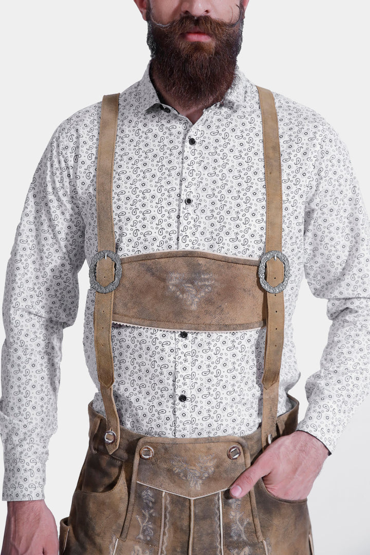 man wearing traditional lederhosen suspenders
hosenträger oktoberfest herren​