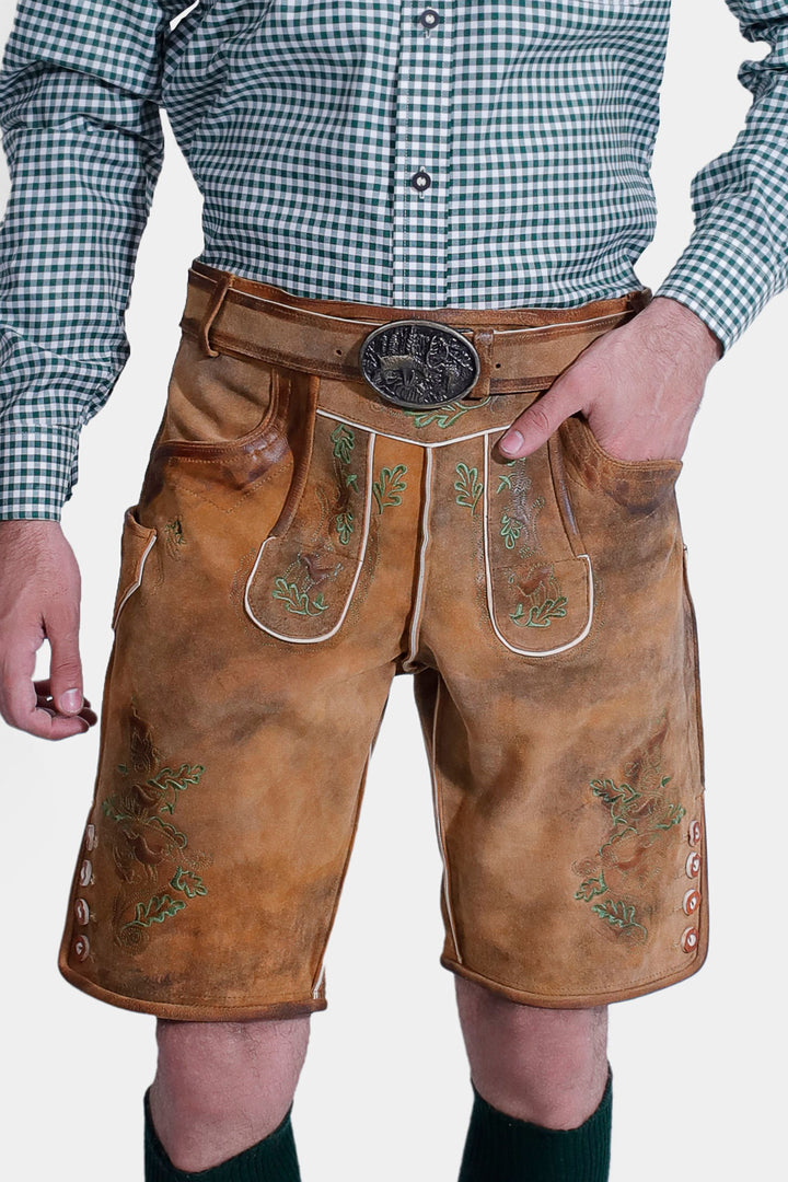 closed view of a man wearing Titisee Lederhosen